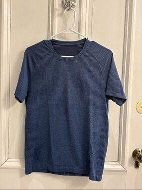 Men's Lululemon Blue Performance Crew Neck T-Shirt